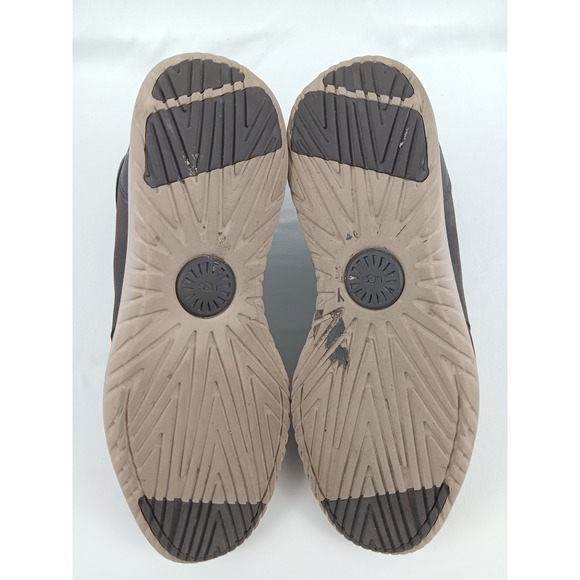 UGG Men's Dark Brown Leather Chukka Boots Treadlite Sole Size 11 - Picture 11 of 11